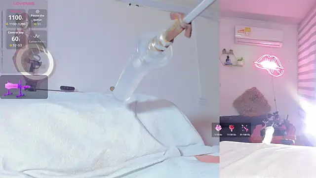 Maria Jones  online show from April 6, 1:16 am