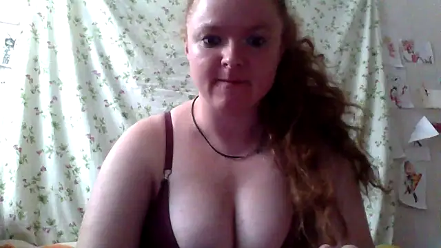 Rae Jeannie online show from June 16, 8:04 am