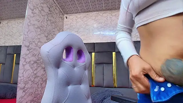 Lorena watson online show from January 14, 2:55 pm