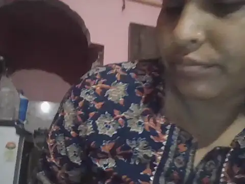 Hot-shanvi online show from September 8, 11:59 pm