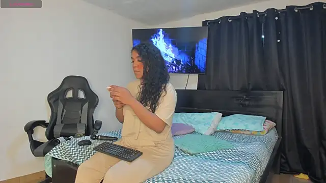 madisonbrunette online show from October 15, 10:56 pm