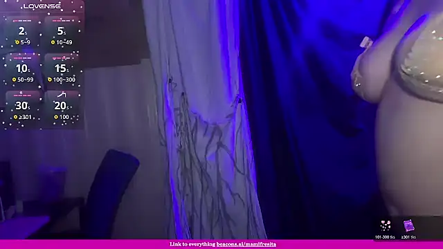 mamifresita online show from January 19, 7:04 am