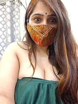 shreya1765 online show from February 7, 4:49 am