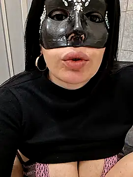 Napoletana89- online show from December 1, 4:38 am