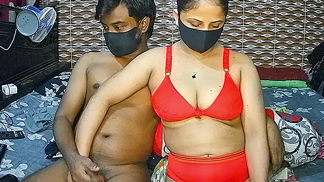 Younger Couples online show from May 13, 3:34 am