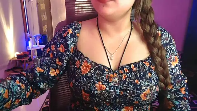 Mitikaa online show from April 17, 9:50 pm