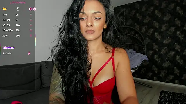 NNNoire online show from September 12, 10:45 am