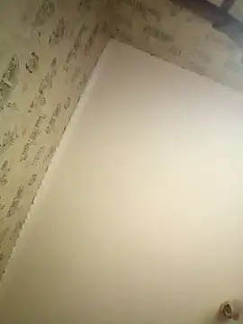 Lauren Amabel online show from September 12, 7:50 am