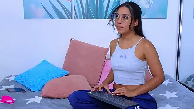 Ana and Leo online show from October 16, 3:36 pm