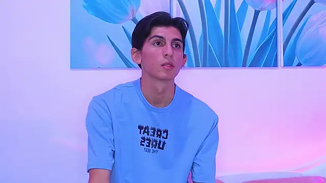 Ana and Leo online show from December 4, 2:30 pm