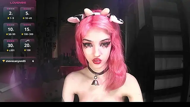 Ink  pleasure online show from October 12, 2:03 am