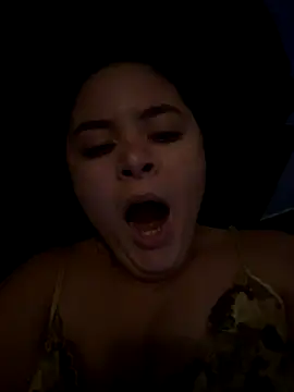 Snapshot of julinha2311 chatting on November 21, 2:46 am julinha2311 online show from November 21, 2:46 am