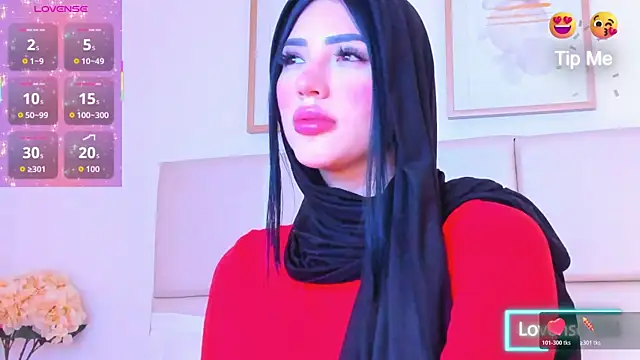 taylorsmiiith  online show from March 18, 7:19 pm