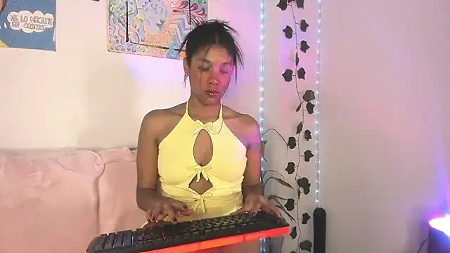 ElectraaJoness online show from May 14, 1:50 pm