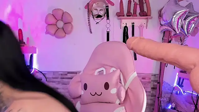 amyswallow7 online show from November 15, 1:06 am