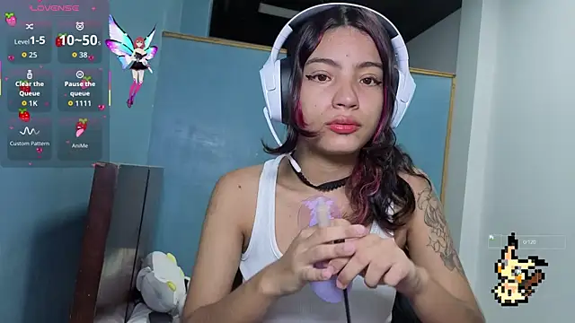 Lovelyamyy online show from September 22, 6:39 pm