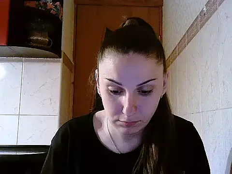 Yuliia30 online show from April 8, 3:36 pm