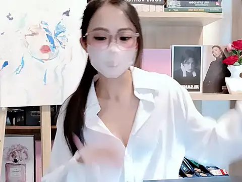 Lush-Office online show from October 26, 1:39 pm