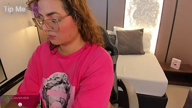 lilly ass  online show from October 9, 1:15 pm