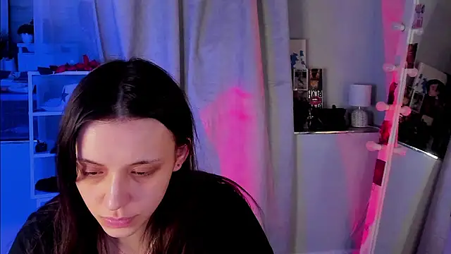 Sahara Shields online show from March 25, 9:34 am