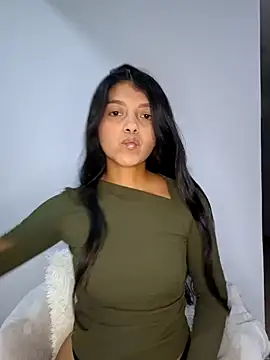 IslaBlaze online show from March 3, 3:56 am