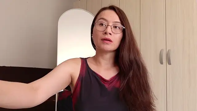 Andrewine89 online show from July 6, 8:44 pm