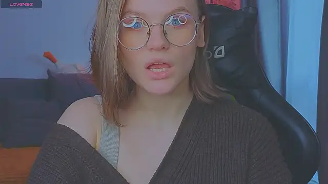  JessieVibes online show from March 24, 1:05 pm