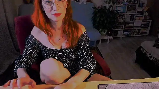 red rocco online show from April 18, 7:18 pm