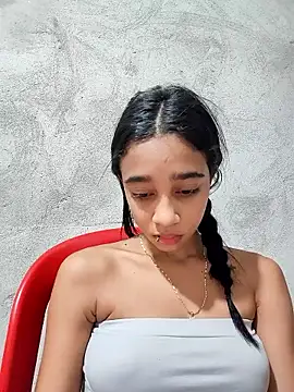 Zoe Sweett18 online show from February 12, 6:20 pm