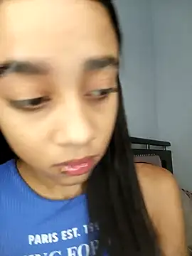 Zoe Sweett18 online show from April 13, 7:14 pm