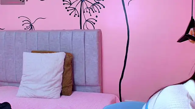 Connie Bell online show from September 19, 7:24 pm