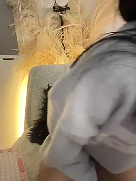 Michell sr online show from February 5, 8:17 am