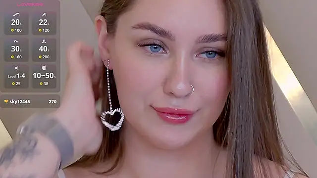 KiraBarlows online show from October 4, 2:43 pm