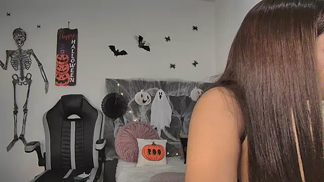 AmandaBrooks 18 online show from October 10, 1:10 am