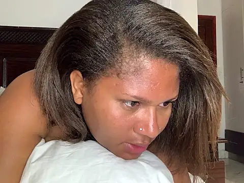 madell online show from March 1, 3:39 am