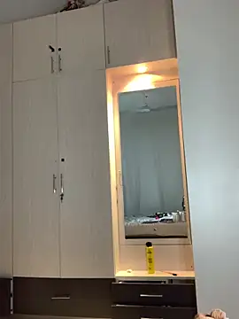 madell online show from October 22, 3:11 am