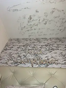 Lili  taylor online show from February 16, 7:52 am