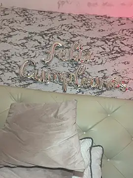 Lili  taylor online show from February 11, 3:20 am