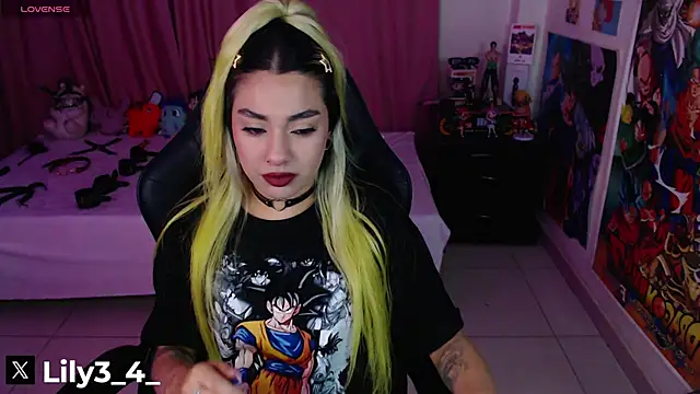 lily3 4 online show from April 16, 7:30 am