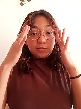 criscrispdv online show from April 11, 10:57 pm