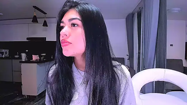 1lubonnie online show from May 14, 3:56 am