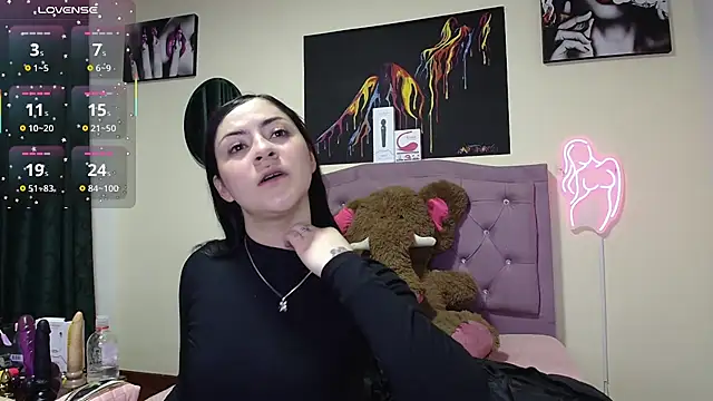 Emmie Hot online show from April 20, 10:51 am