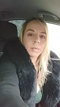 SweetyNinaOff1 online show from January 17, 3:41 pm