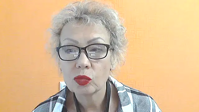 NessyJenixs online show from September 30, 6:08 am