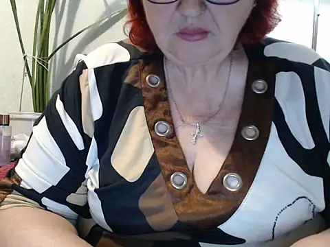 DeniseeRosea online show from June 1, 6:42 pm