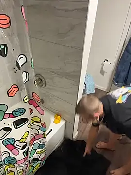 I am babydoll online show from April 2, 4:21 am