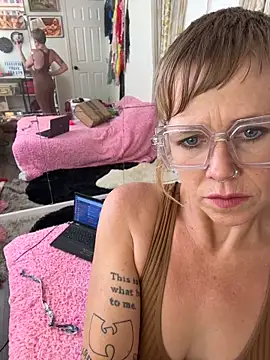 I am babydoll online show from February 13, 10:28 am