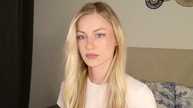 GabriellaOlsen online show from February 14, 4:42 pm