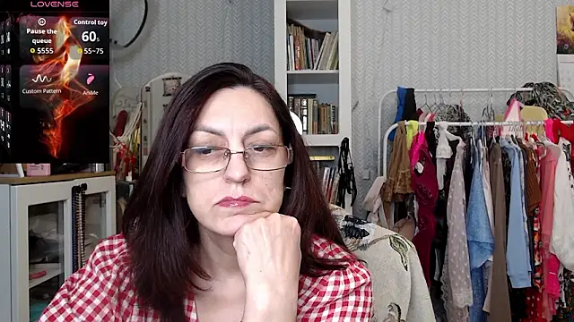 Soffya Soy online show from March 8, 6:56 pm