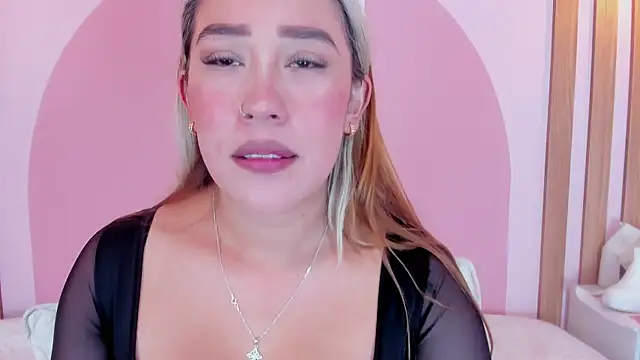 Lannajansen online show from March 23, 2:56 pm